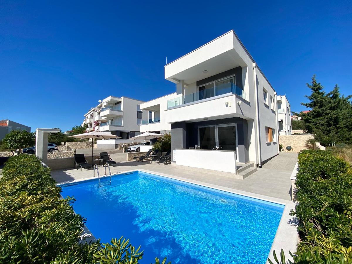 Fantasy Pool Villa Novalja Exterior foto